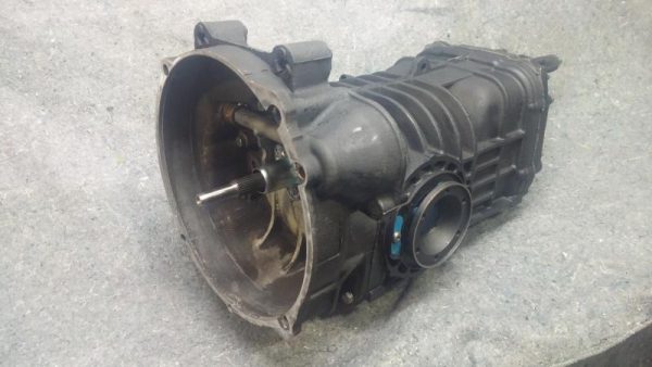 VW Bus 4 speed manual IRS (76-79) 091 - Image 5